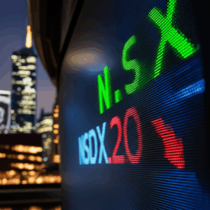 Nasdaq 100: Decoding the "Final Waves" Before a Market Correction - Stock Market Insights | Finclyne